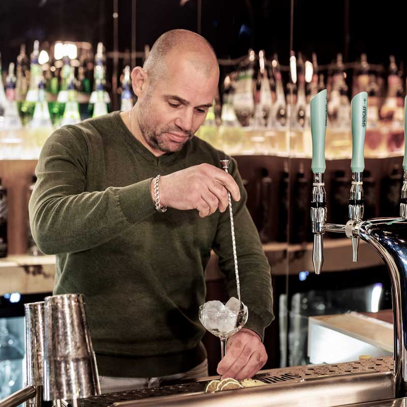 Springbay bartenders at work photo 3